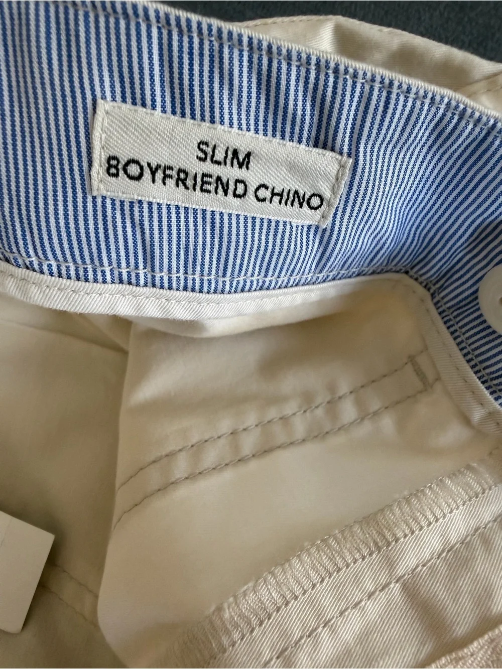 NWT Slim Boyfriend Chino Lightweight Patch-Pocket Cream Casual Pants Size 28
